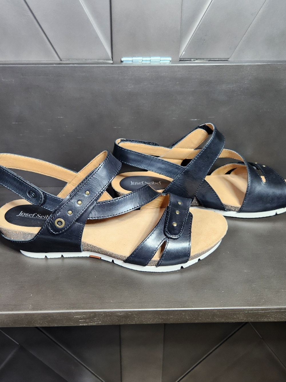 Josef Seibel Comfort Leather Strappy Black Women’s EU 40 US 9 Sandal - Picture 6 of 9